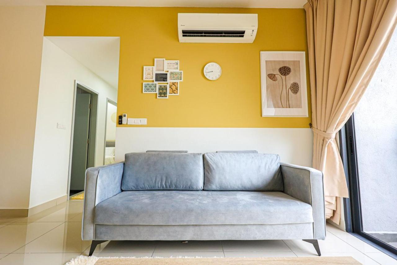 7mins To Mid Valley Of Old Klang Road By Nexx Field Pangsapuri Kuala Lumpur